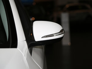 2017款C 180 L 后视镜