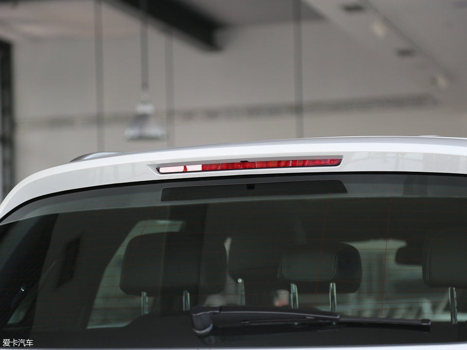 2017YGLC GLC 300 4MATICӸ