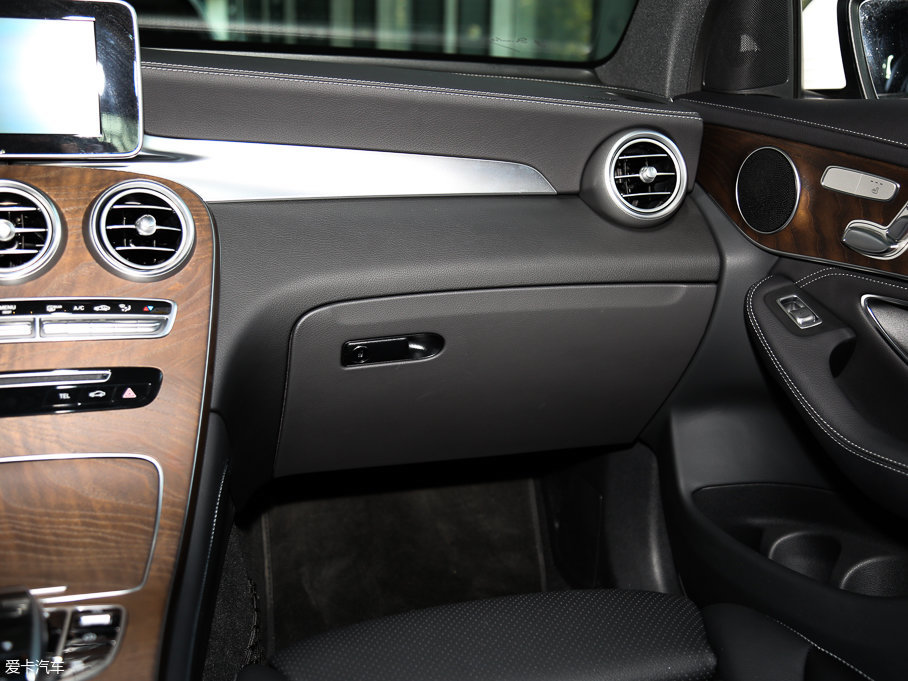 2017YGLC GLC 300 4MATIC(dng)