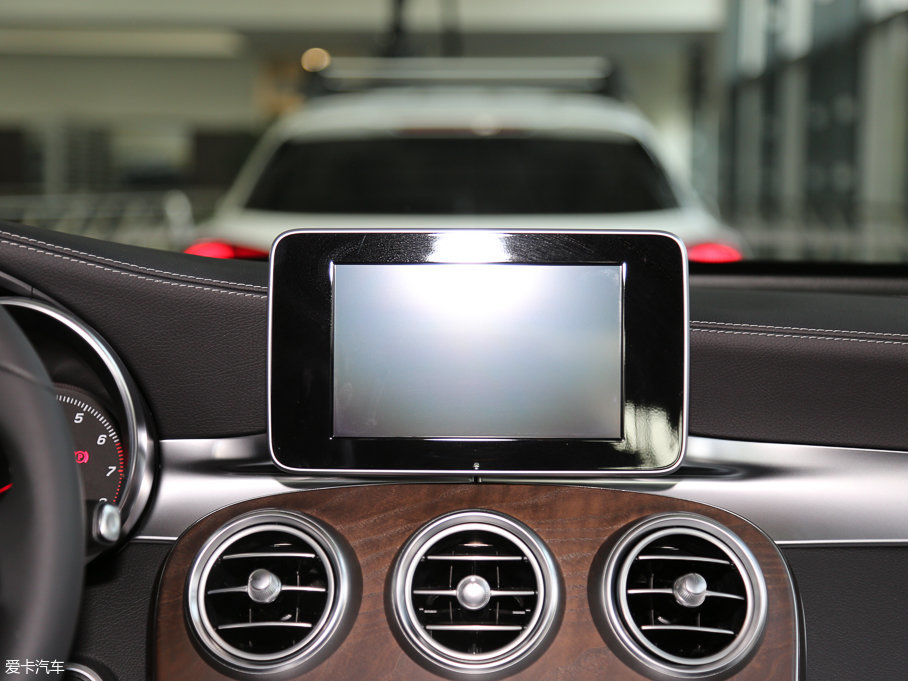 2017YGLC GLC 300 4MATICӸ