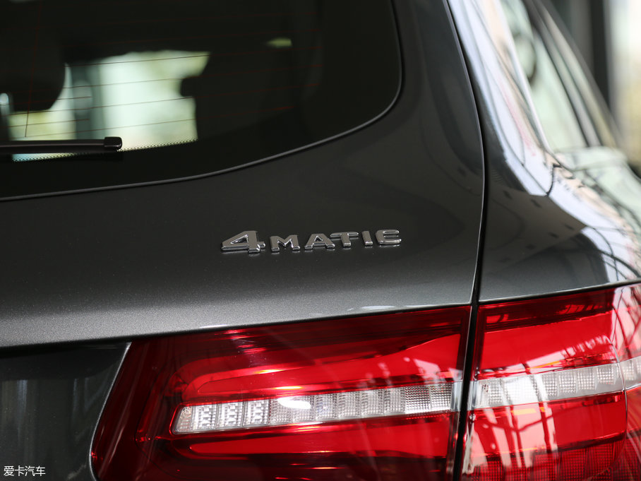 2017YGLC GLC 200 4MATIC