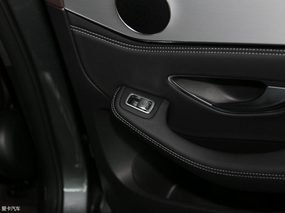 2017YGLC GLC 200 4MATIC