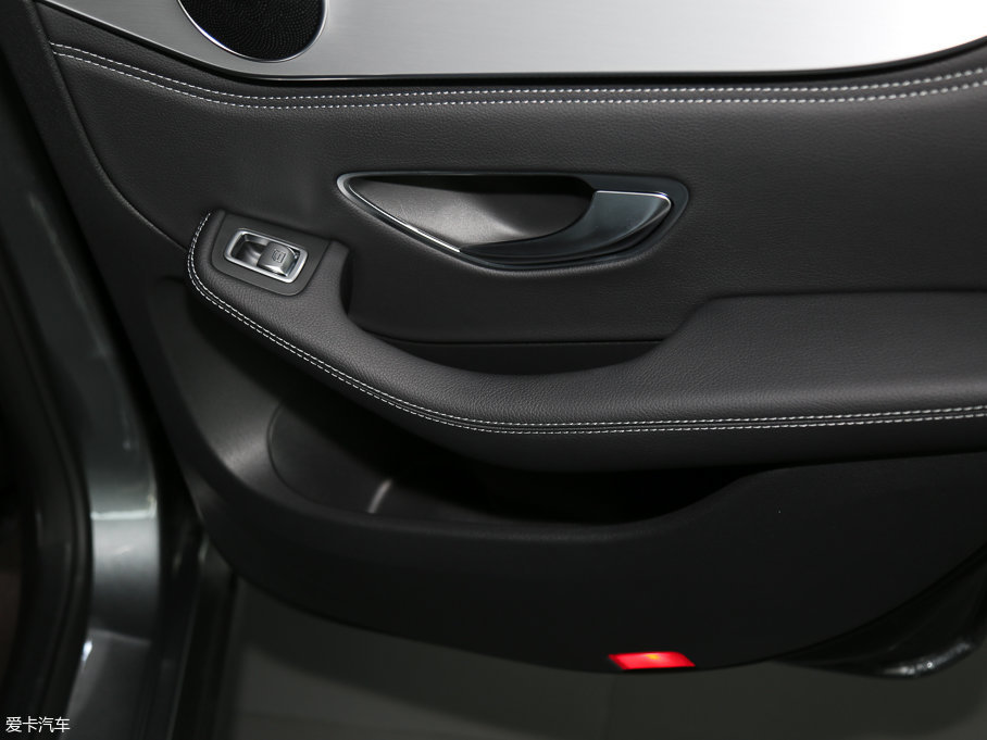 2017YGLC GLC 200 4MATIC