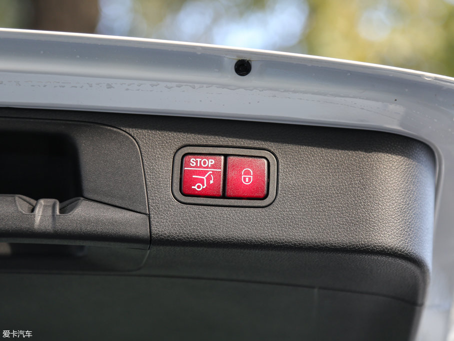 2017YGLC GLC 260 4MATICA