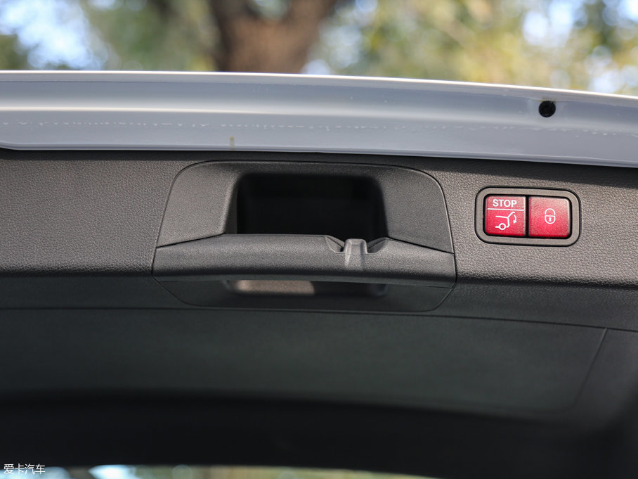 2017YGLC GLC 260 4MATICA