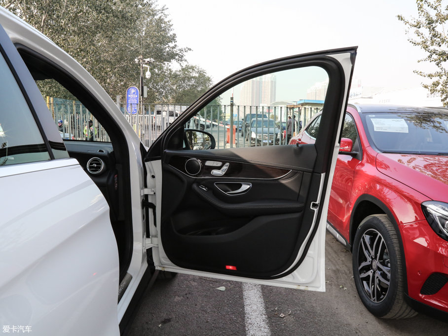 2017YGLC GLC 260 4MATICA