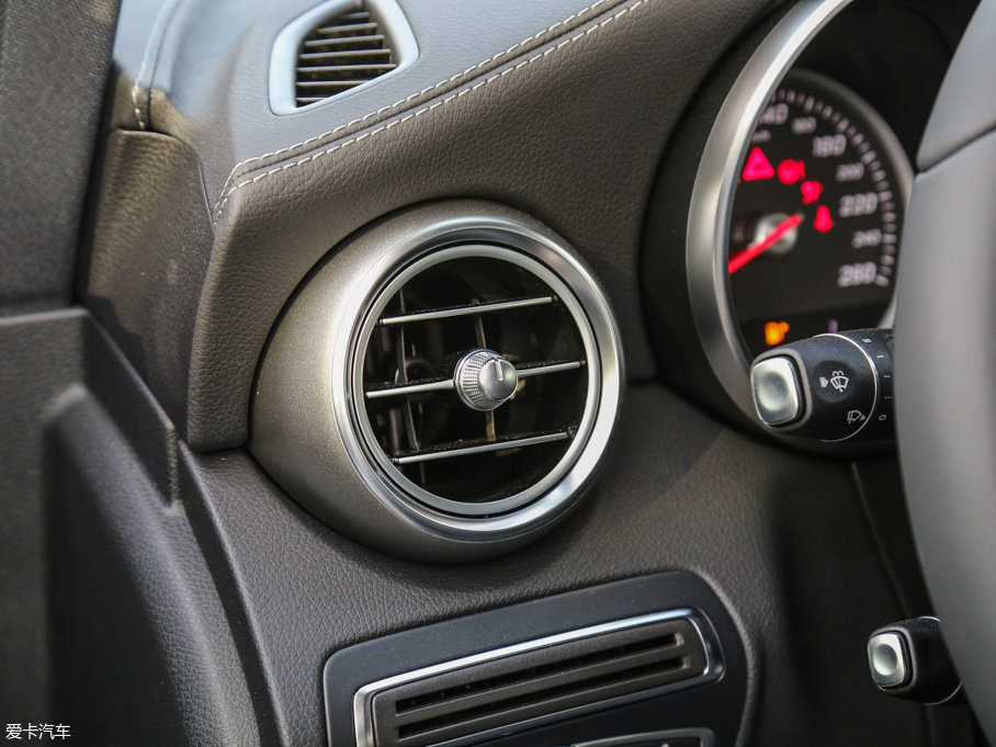 2017YGLC GLC 260 4MATICA