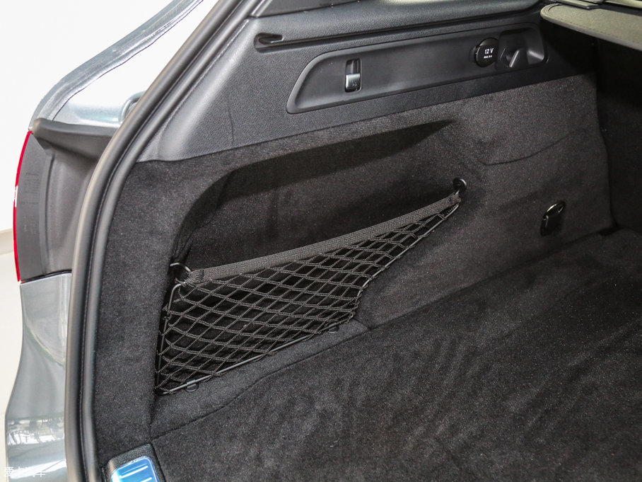 2017YGLC GLC 260 4MATICӸ