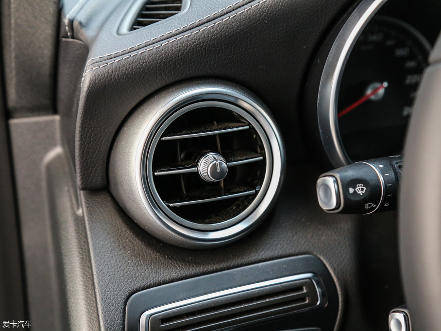 2017YGLC GLC 260 4MATICӸ