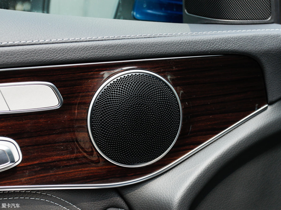 2017YGLC GLC 260 4MATIC(dng)