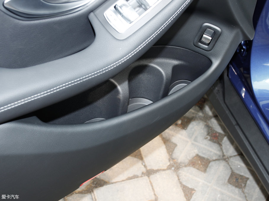 2017YGLC GLC 260 4MATICӸ