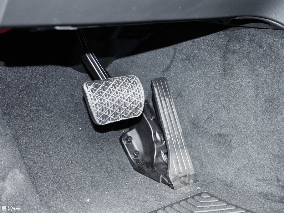 2017YGLC GLC 260 4MATICӸ