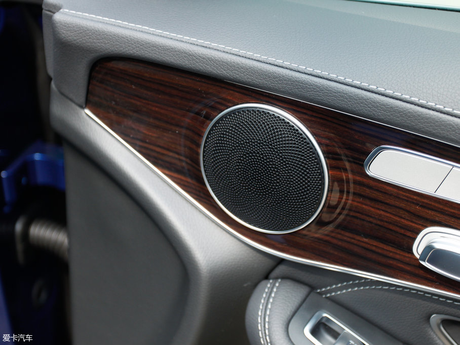 2017YGLC GLC 260 4MATICӸ