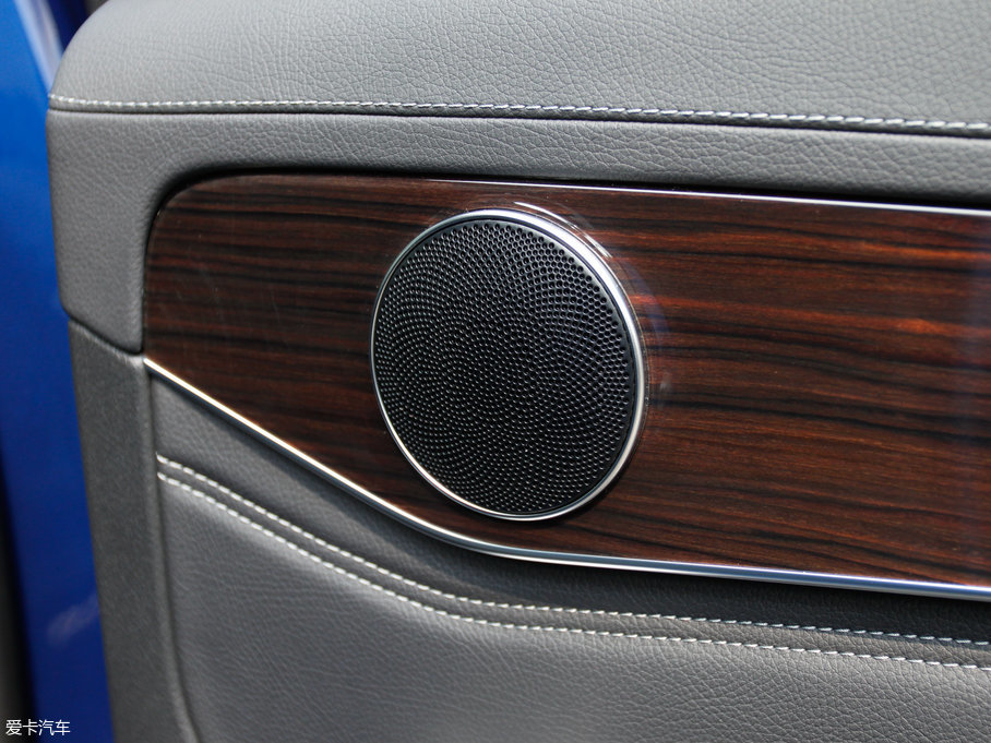 2017YGLC GLC 260 4MATIC(dng)