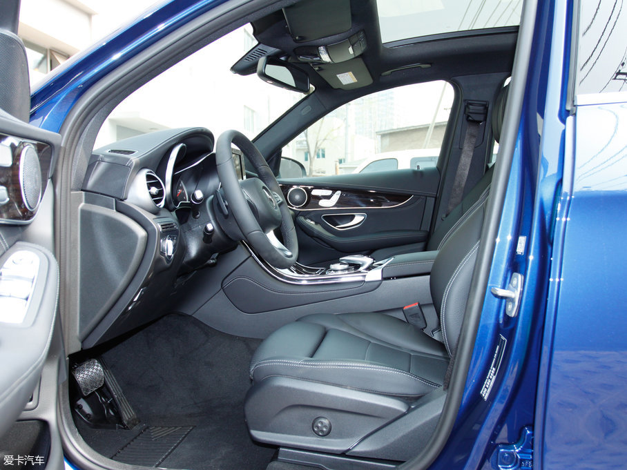 2017YGLC GLC 260 4MATICӸ