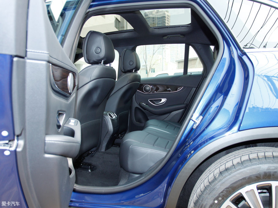 2017YGLC GLC 260 4MATIC(dng)