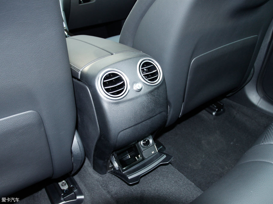 2017YGLC GLC 260 4MATICӸ