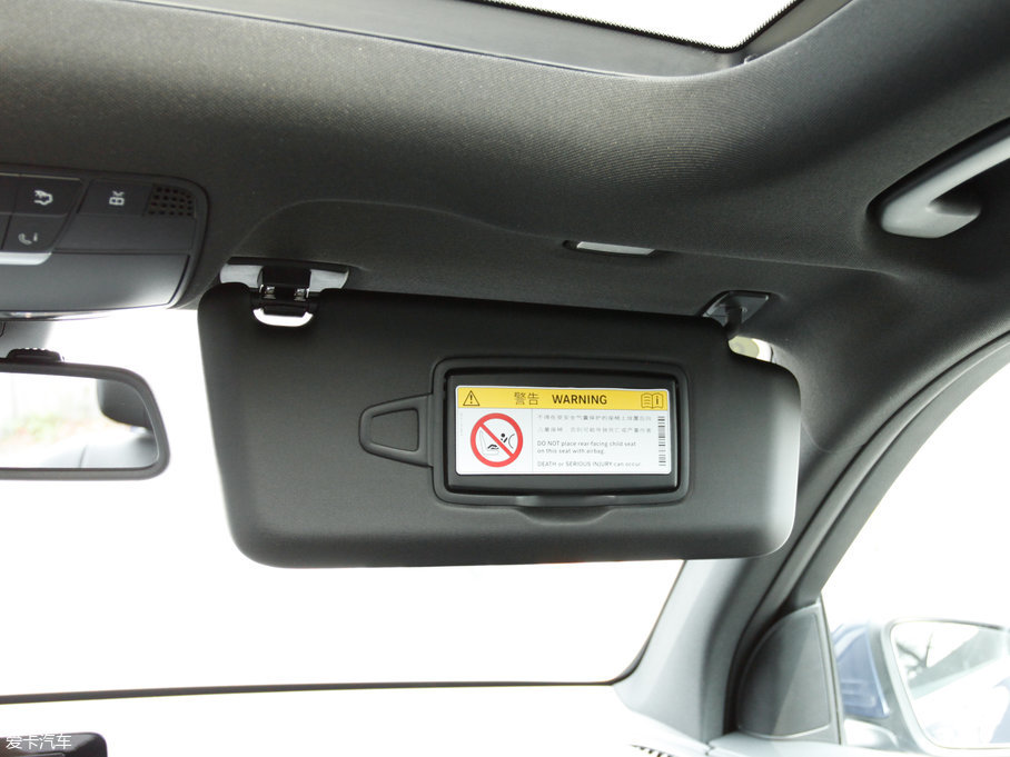 2017YGLC GLC 260 4MATICӸ