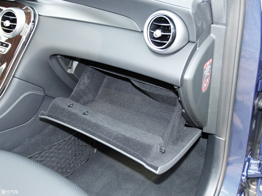 2017YGLC GLC 260 4MATICӸ