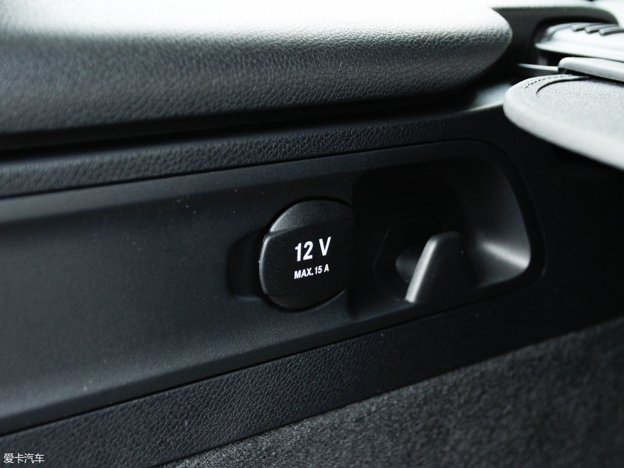 2017YGLC GLC 260 4MATICӸ