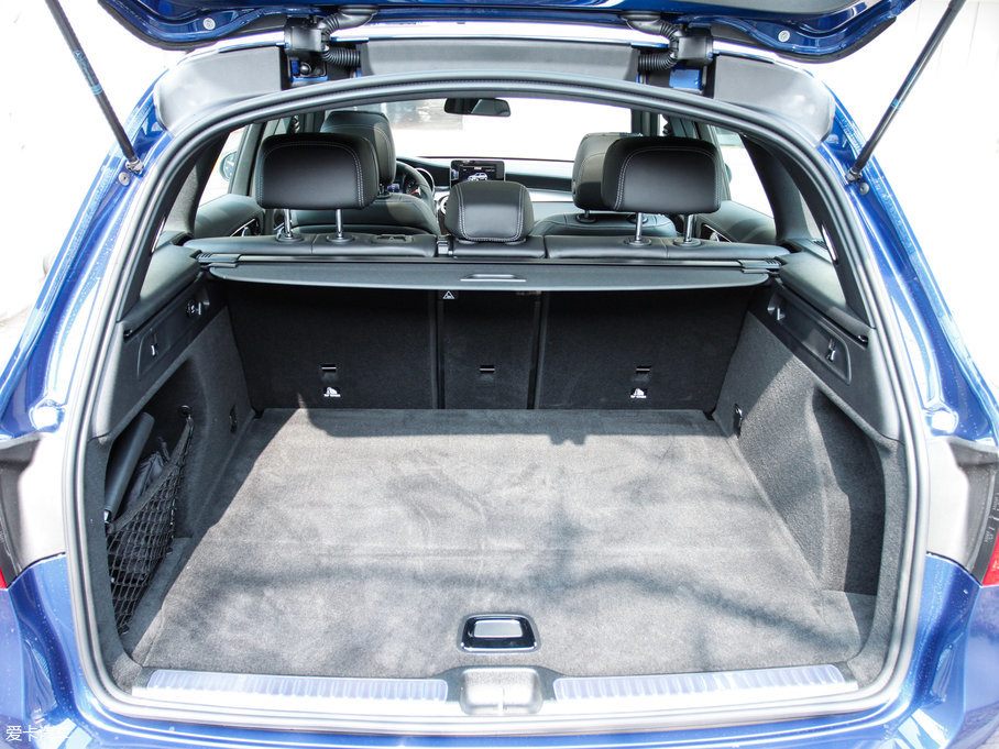 2017YGLC GLC 260 4MATIC(dng)