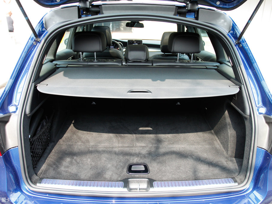 2017YGLC GLC 260 4MATICӸ