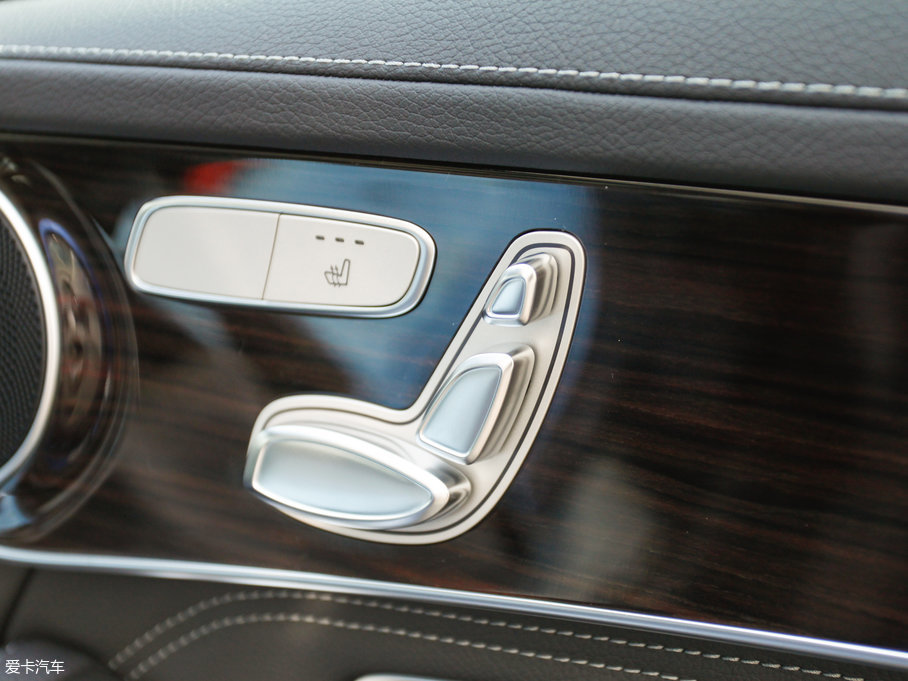 2017YGLC GLC 260 4MATICӸ