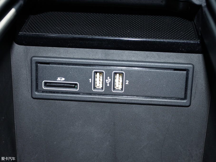 2017YGLC GLC 260 4MATICӸ