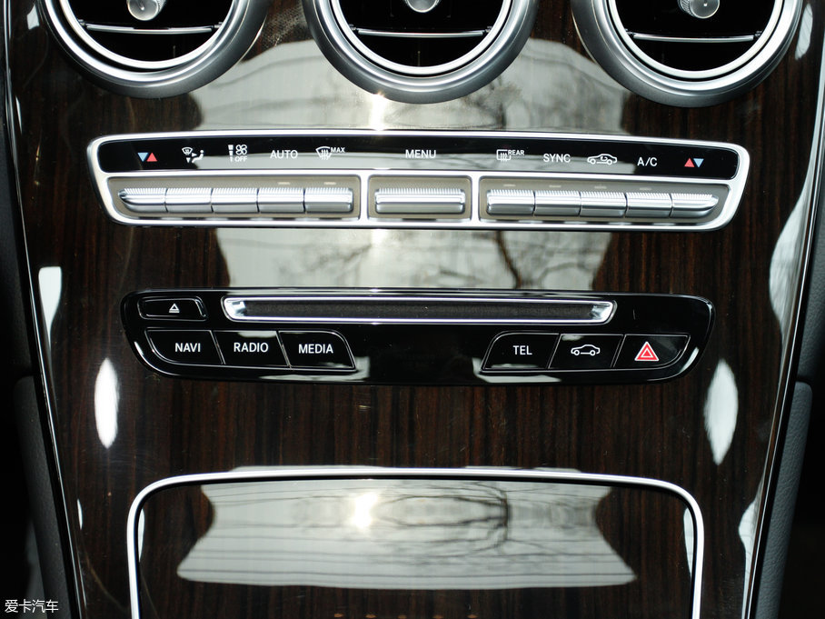 2017YGLC GLC 260 4MATICӸ