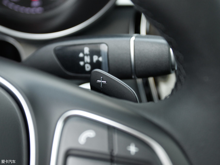 2017YGLC GLC 260 4MATICӸ