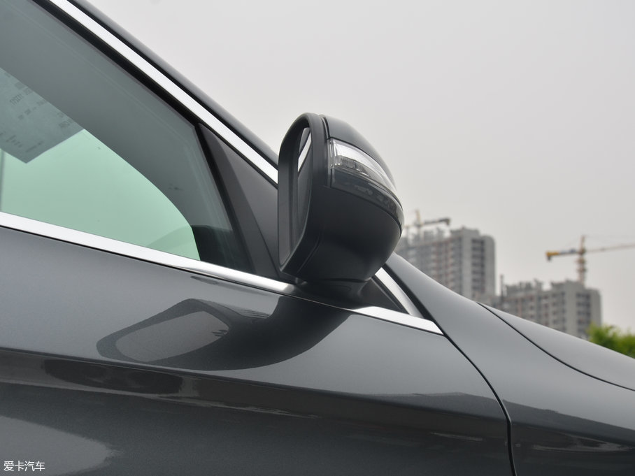 2017YGLC GLC 200 4MATIC