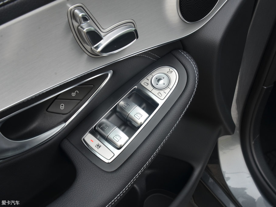 2017YGLC GLC 200 4MATIC