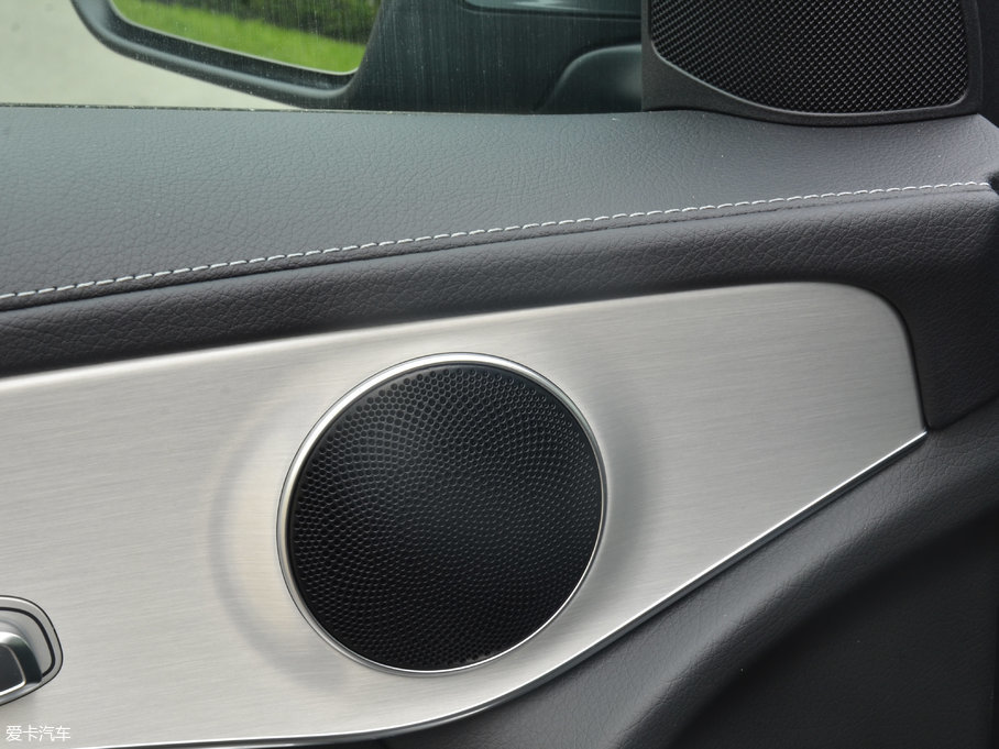 2017YGLC GLC 200 4MATIC