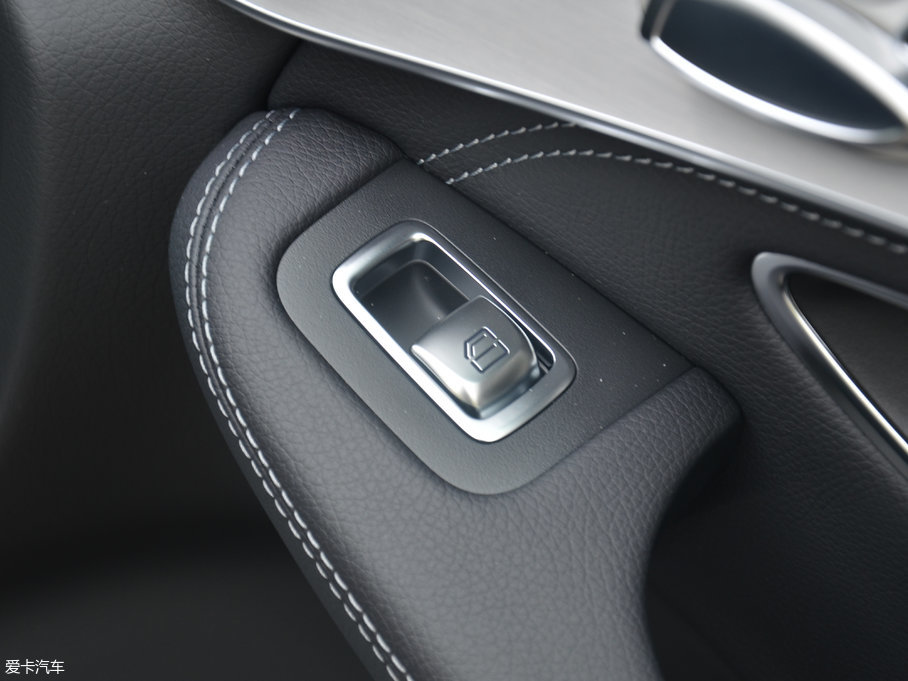 2017YGLC GLC 200 4MATIC