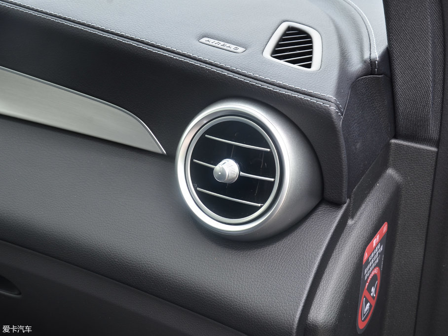 2017YGLC GLC 200 4MATIC