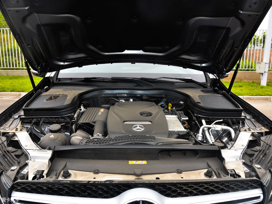 2017YGLC GLC 200 4MATIC