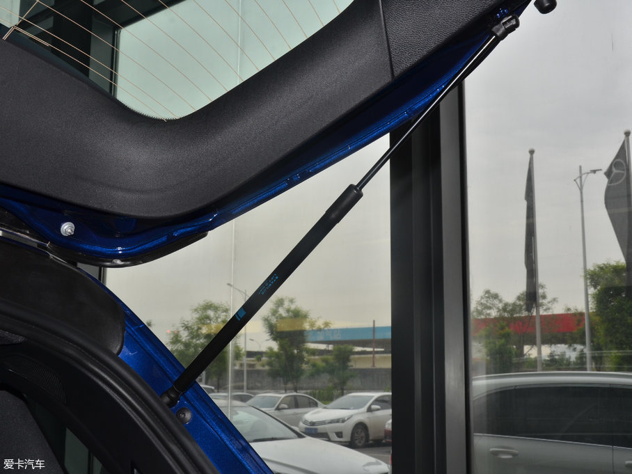 2017YGLC GLC 260 4MATICA