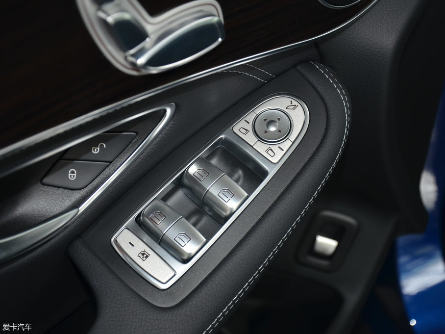 2017YGLC GLC 260 4MATICA