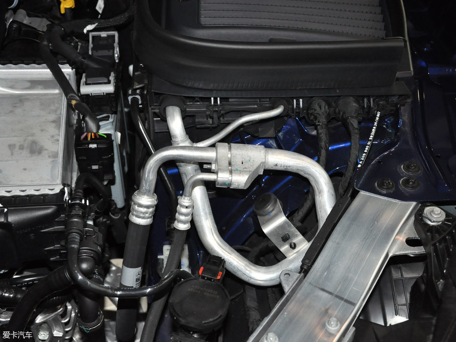 2017YGLC GLC 300 4MATICӸ