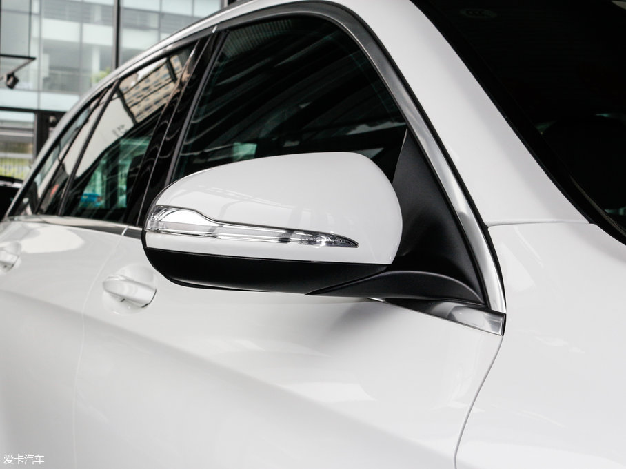 2017YGLC GLC 260 4MATICӸ