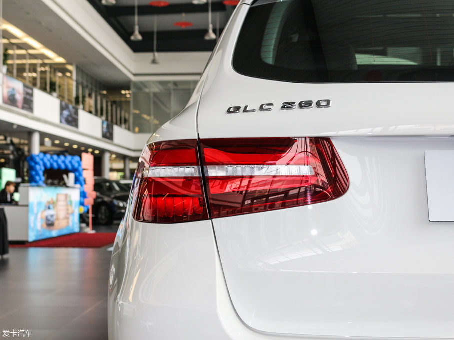 2017YGLC GLC 260 4MATIC(dng)