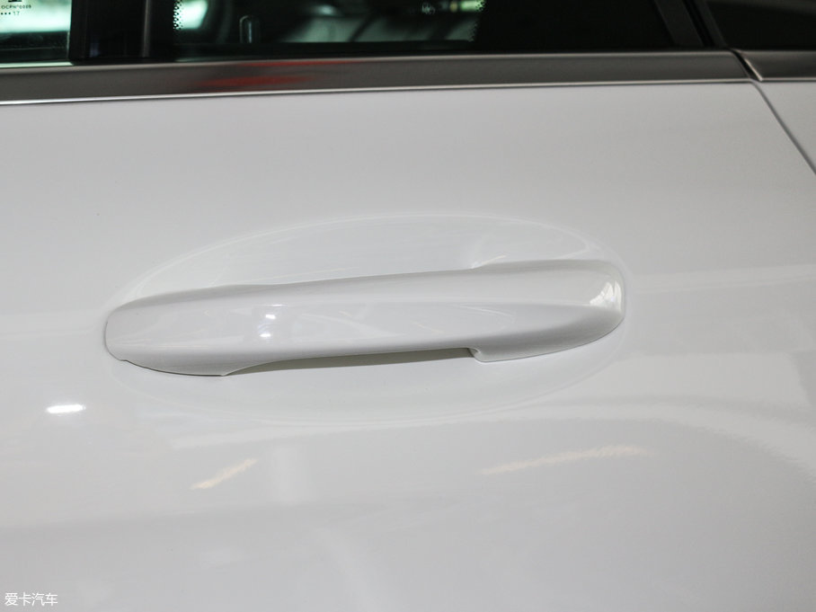 2017YGLC GLC 260 4MATICӸ