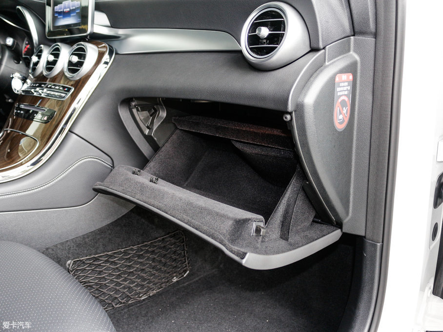 2017YGLC GLC 260 4MATICӸ