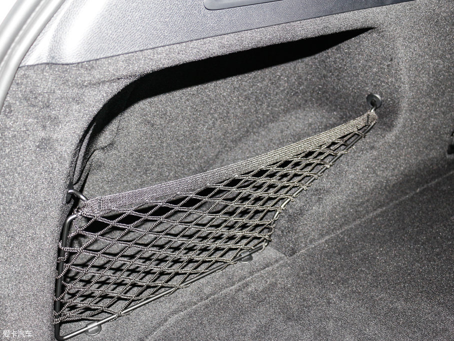 2017YGLC GLC 260 4MATIC(dng)