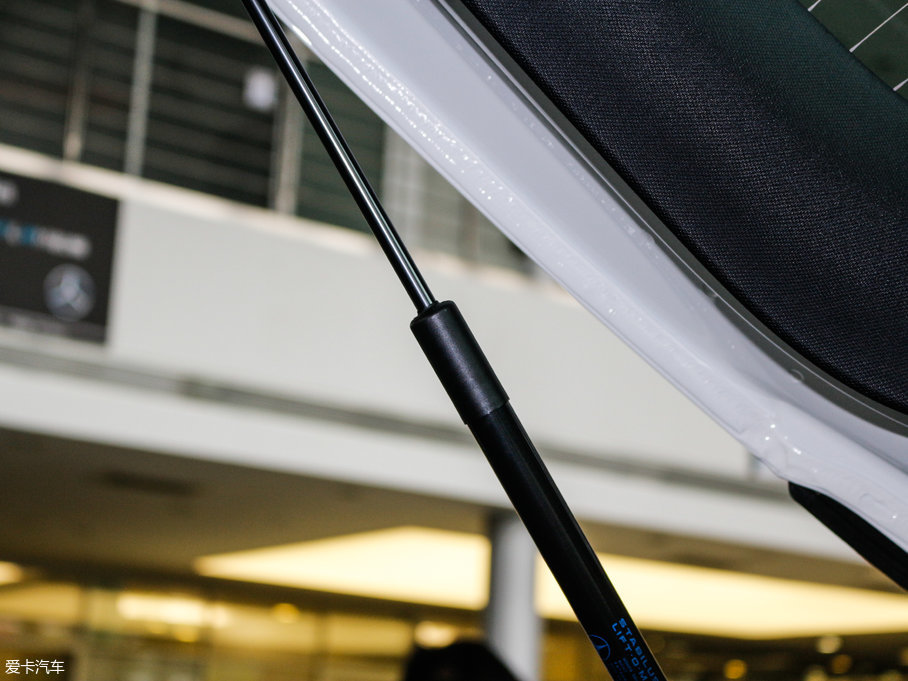 2017YGLC GLC 260 4MATICӸ