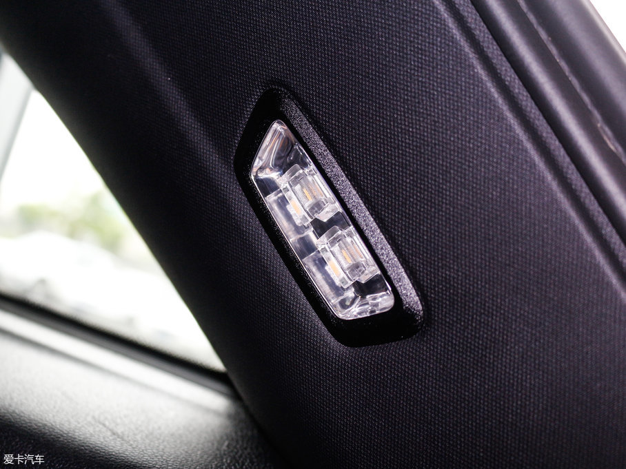 2017YGLC GLC 260 4MATICӸ