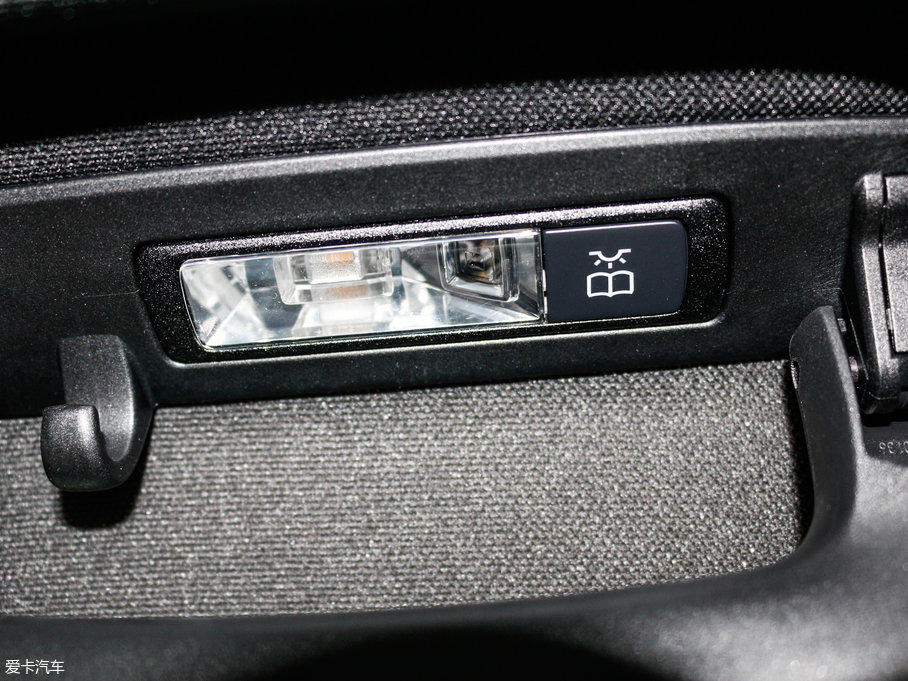 2017YGLC GLC 260 4MATICӸ