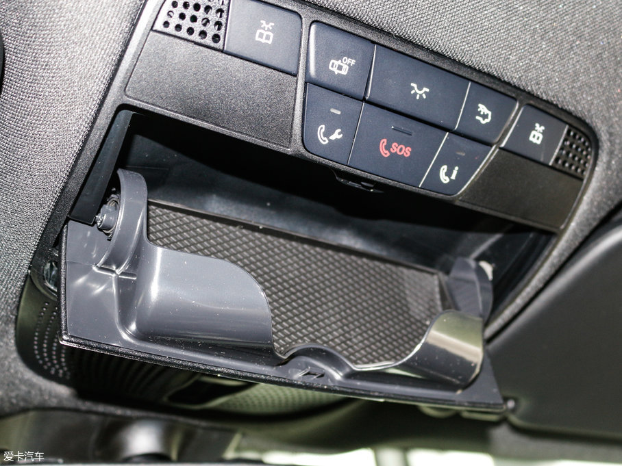 2017YGLC GLC 260 4MATICӸ