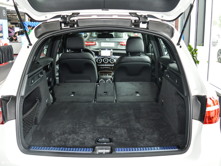 2017YGLC GLC 260 4MATICӸ