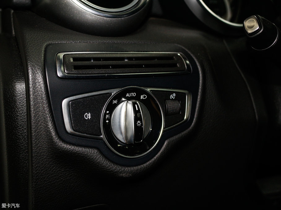 2017YGLC GLC 260 4MATICӸ